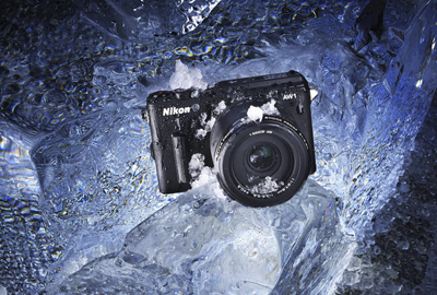 Nikon 1 AW1, resistente al agua y a los golpes